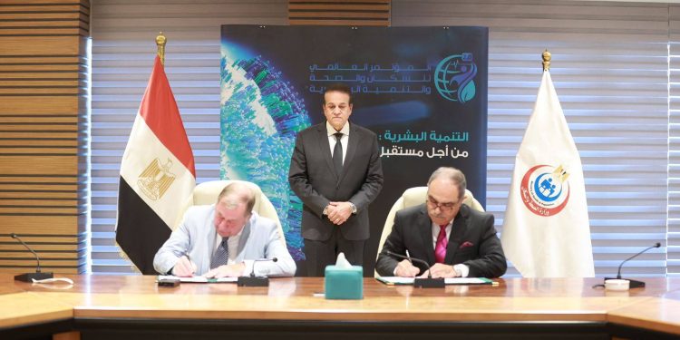 "فاكسيرا" توقع اتفاقية مع "بلتهوفن الهولندية" لتصنيع لقاح شلل الأطفال بالحقن