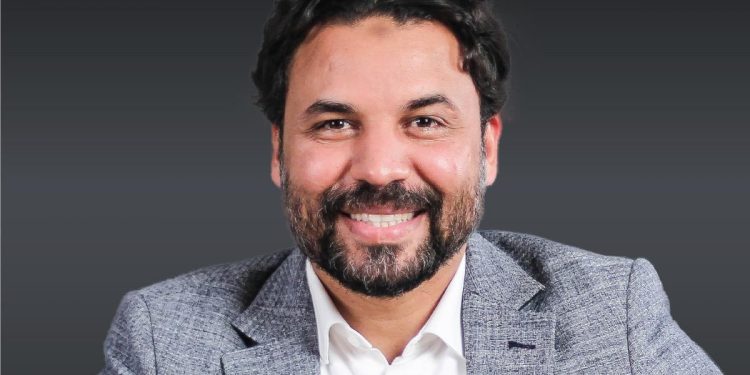 محمود حسين، المؤسس والرئيس التنفيذى لمنصة فريد للتعليم الإلكترونى