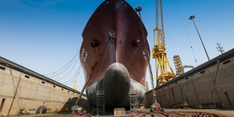 بناء وإصلاح السفن