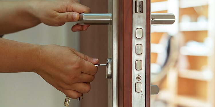 شركة سعودية تخطط لإنشاء مصنع للأبواب المصفحة وكمالياتها في مصر