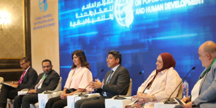 جلسة ضمن المؤتمر العالمى للسكان والصحة والتنمية