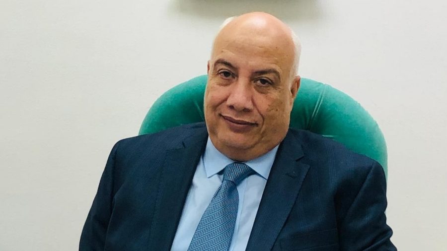 هشام عبدالعزيز