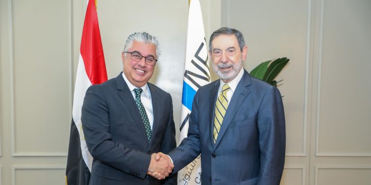 باستثمار برازيلية.. مقترح لإقامة منطقة لوجستية للحبوب داخل "اقتصادية القناة"