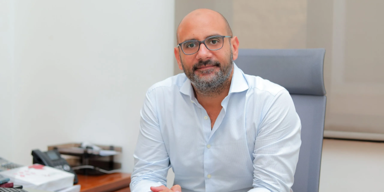 كونتكت ناو ؛ عمر الفقي