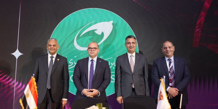 "المصرى للتأمين" يوقع مذكرات تفاهم مع "البريد" و"إى فاينانس" و"العربى للتأمين"
