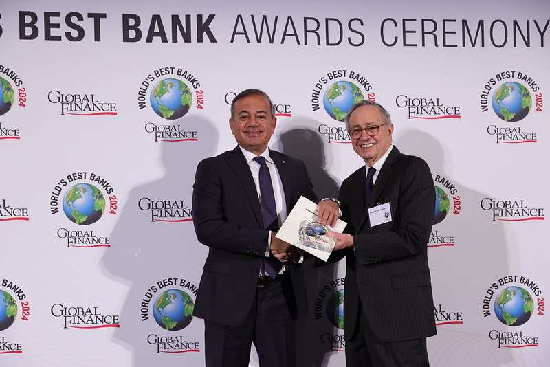 "أبو ظبى الإسلامى - مصر" يحصل على جائزة أفضل مؤسسة مالية إسلامية من "جلوبال فاينانس" للعام السابع