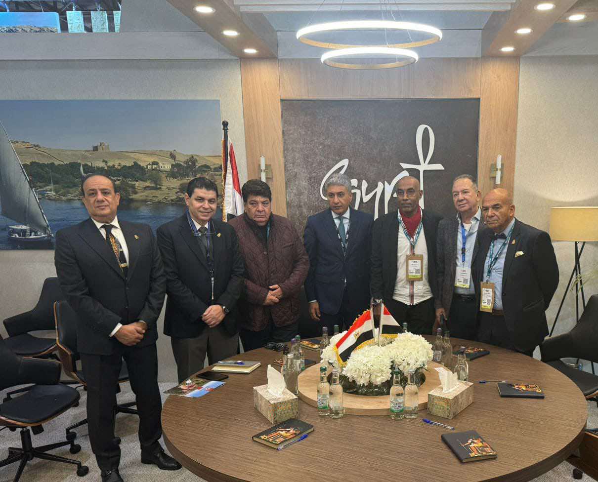 "السياحة" تبحث تقنين أوضاع الشقق الفندقية “Airbnb”