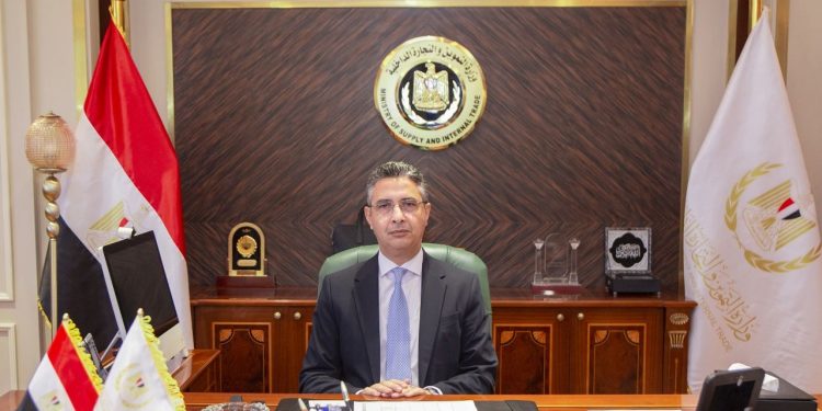 شريف فاروق، وزير التموين والتجارة الداخلية