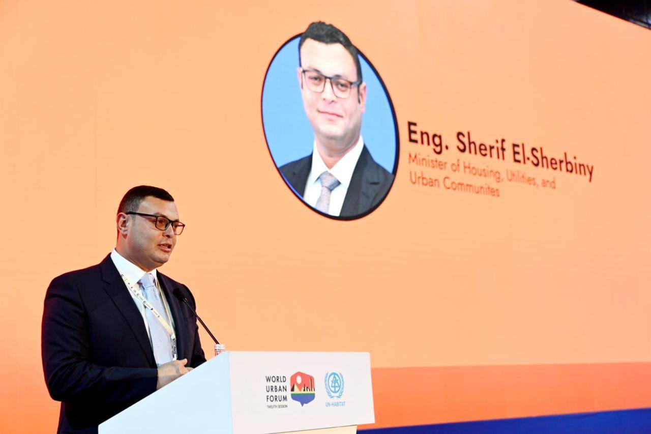 وزير الإسكان: إتاحة الفرص التعليمية توفر أرضية مناسبة لتقدم المرأة مجتمعًيا