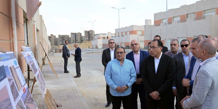 تنفيذ مجمع "الورش الحرفية" و"السكن البديل" فى الدويقة بمساحة 62 فدانًا