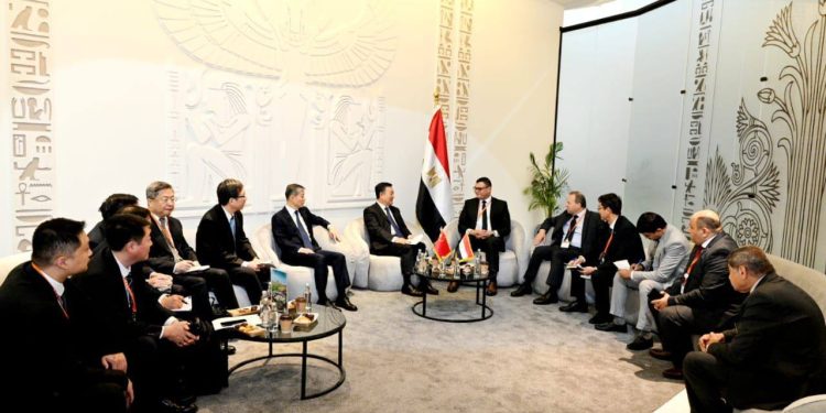 مصر والصين تبحثان تعميق التعاون في مجالات الإسكان