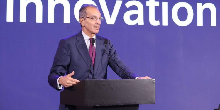 وزير الاتصالات: إطلاق المرحلة الثانية للاستراتيجية الوطنية للذكاء الاصطناعي قريبًا