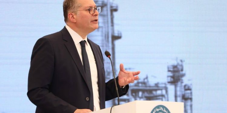 كريم بدوي وزير البترول والثروة المعدنية