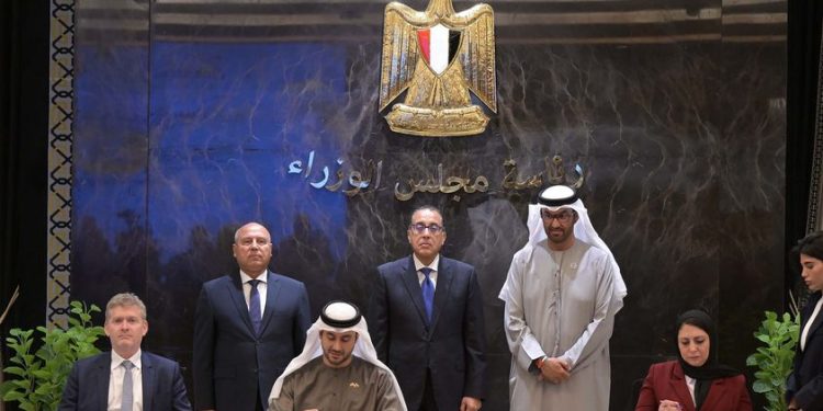 مصنع لتخزين البطاريات بالتعاون مع "جلوبال ساوث الإماراتية" و"ويهنج الصينية" بـ12 مليون دولار