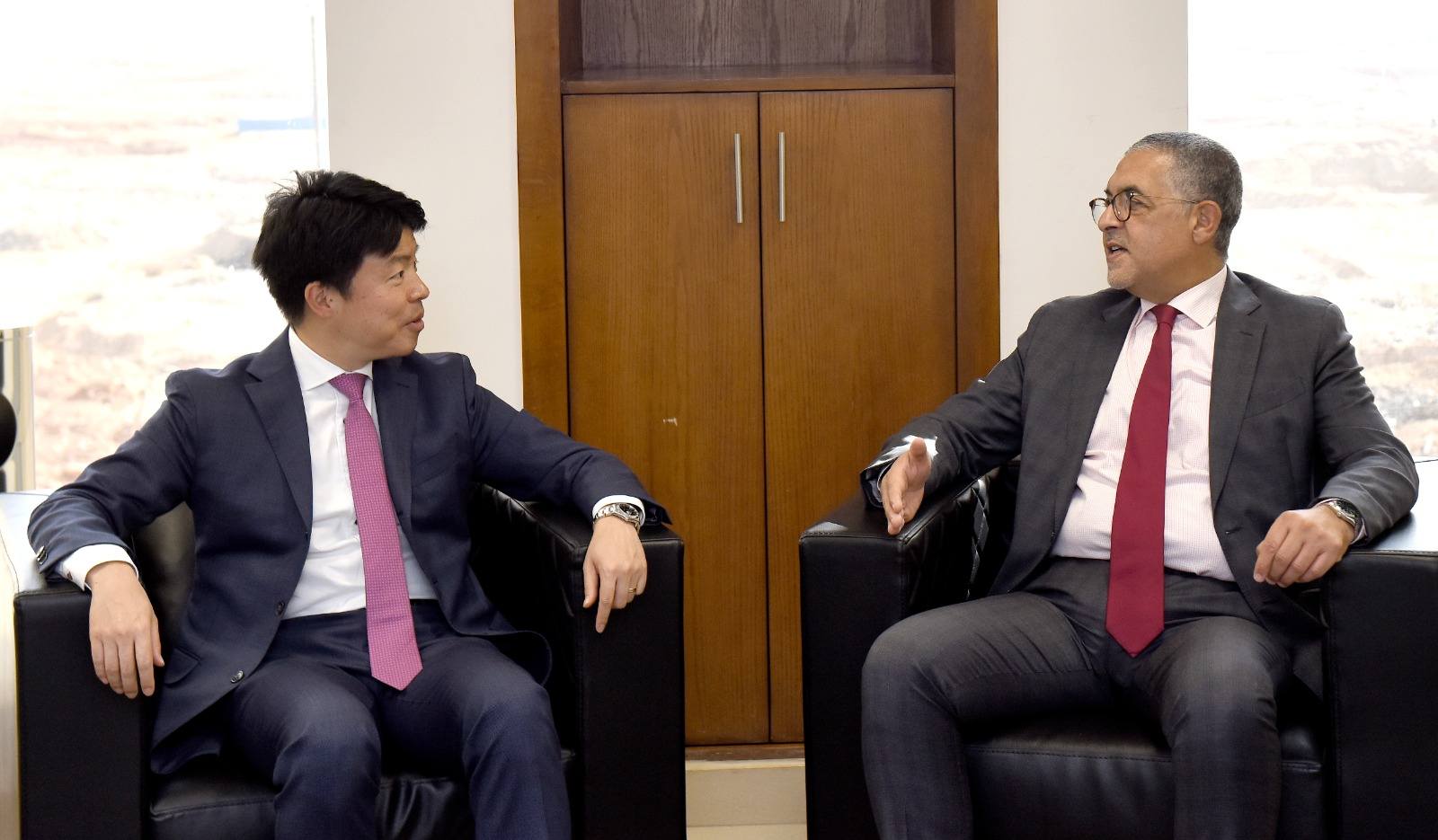 «الاستثمار» تبحث مع بنك اليابان الدولى آليات تمويل قطاع الهيدروجين الأخضر