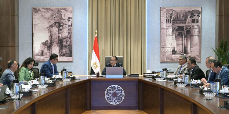 الحكومة تجهز لطرح المنطقة الاستثمارية بأرض مطار إمبابة