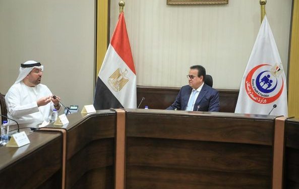 "الصحة" تبحث التعاون مع "أبوظبي لخدمات البيانات الصحية" لتعزيز التحول الرقمي 