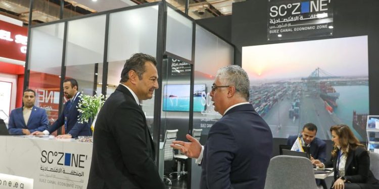اقتصادية قناة السويس: توطين الصناعة ودعم المستثمرين من أولويات المنطقة الاستراتيجية