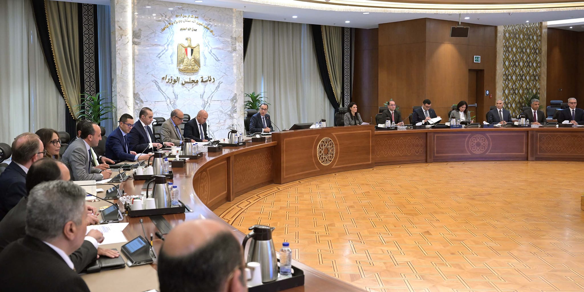 طرح 12 مشروعًا بالشراكة بقطاع معالجة المياه والصرف وشبكات الكهرباء