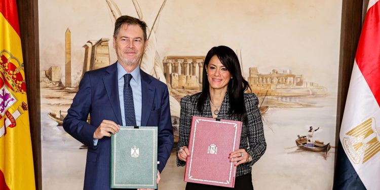 منحتان من إسبانيا بقيمة 800 ألف يورو لمشروعين فى مصر