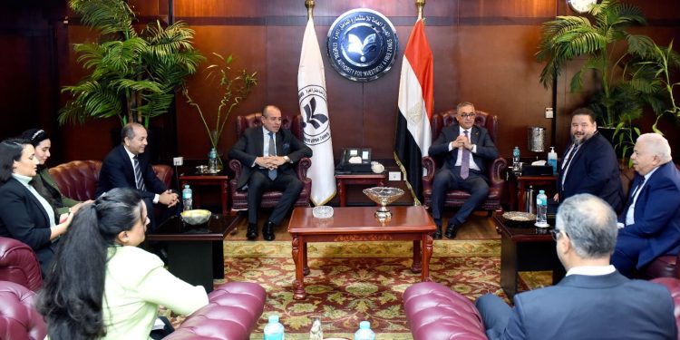 "هينفرا" البولندية تختار مصر لإنشاء أول مصانعها لإنتاج الأمونيا باستثمارات 1.6 مليار دولار