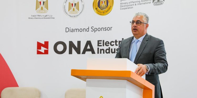 جمال الدين: "اقتصادية القناة" حريصة على مواصلة توطين صناعة الوقود الأخضر