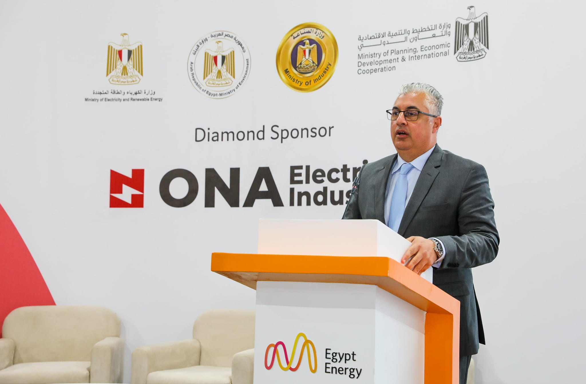 جمال الدين: "اقتصادية القناة" حريصة على مواصلة توطين صناعة الوقود الأخضر