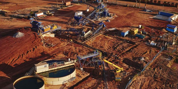 منجم الجرافيت في بالاما بموزمبيق