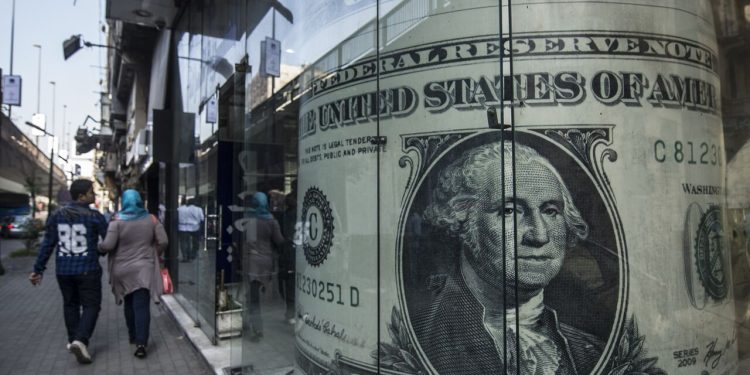 تحويلات المصريين العاملين بالخارج ؛ تحويلات المصريين بالخارج ؛ الدولار ؛ الصرافة ؛ الاقتصاد المصرى ؛ احتياطي النقد الأجنبي ؛ احتياطى النقد الأجنبى ؛ مصر
