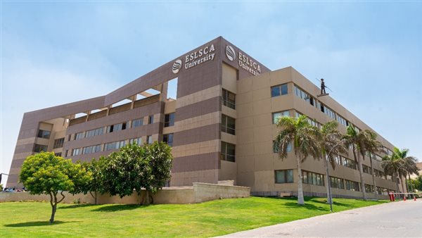 جامعة ESLSCA