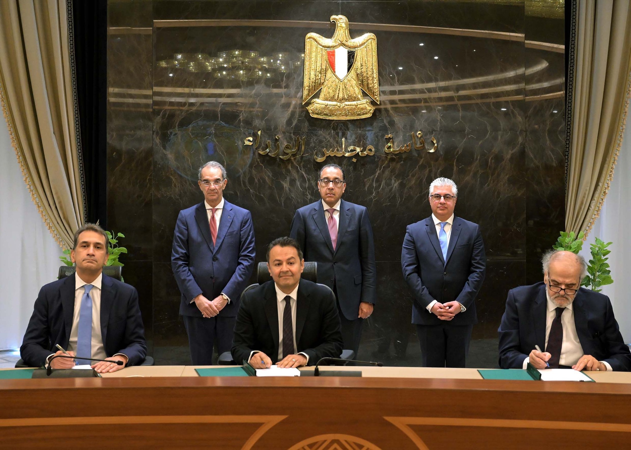 إنشاء مركز "كيميت" للبيانات فى "اقتصادية قناة السويس" باستثمارات 450 مليون دولار