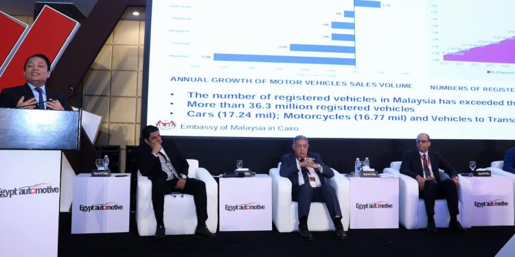 هل تنجح الحوافز فى تحويل مصر من استيراد إلى تصنيع السيارات؟