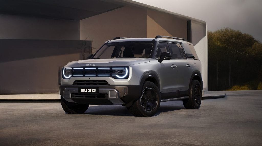 «البورصة» تختبر قيادة «بايك BJ30» موديل 2025