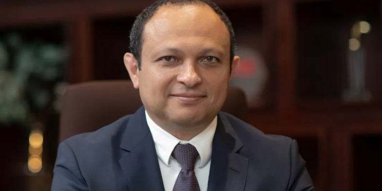 وائل عز، الرئيس التنفيذى بالمشاركة لماونتن ڤيو للتنمية والاستثمار العقارى