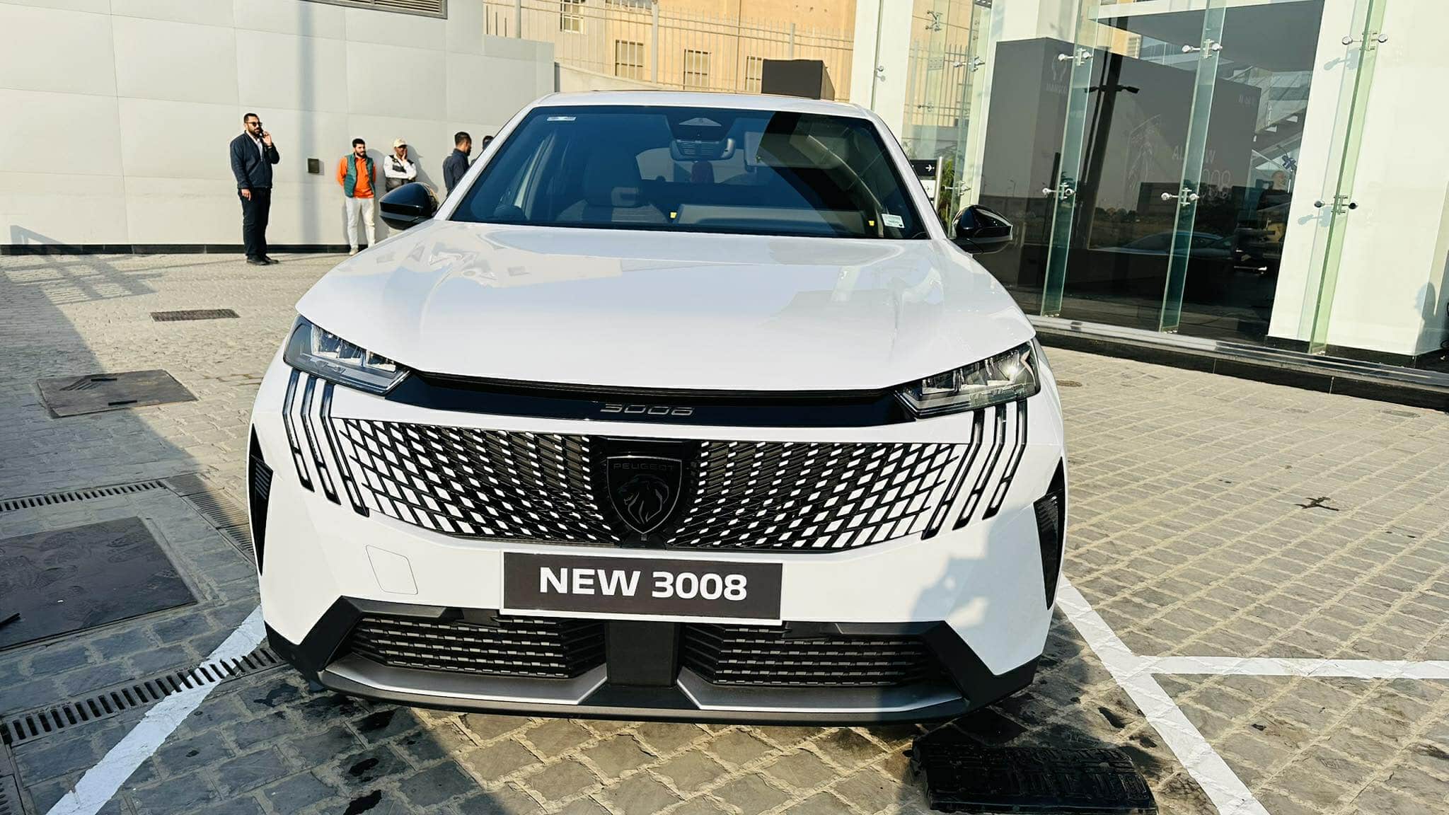 «مانسكو» تطرح «بيجو 3008» بـ2.46 مليون جنيه