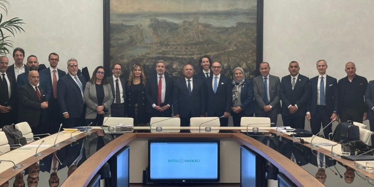 كامل الوزير يبحث مع عدد من الشركات الإيطالية التعاون فى مجالات الصناعة والنقل