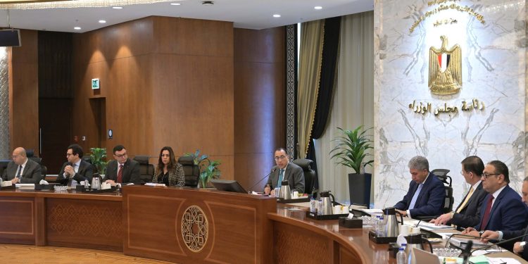 رئيس الوزراء: طرح تطوير منطقة هضبة الأهرام على مكتب استشارى عالمى