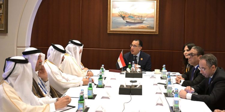 رئيس الوزراء: تجهيز فرص استثمارية لعرضها على المستثمرين القطريين