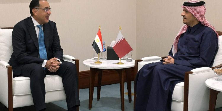 رئيس الوزراء: مصر تسعى لتعزيز التعاون مع قطر فى مختلف المجالات