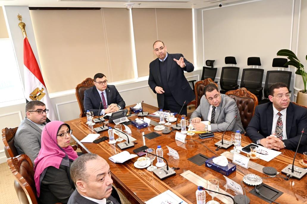 وزير الإسكان: تقييم الأصول المملوكة لـ"المجتمعات العمرانية" لتعظيم الاستفادة منها