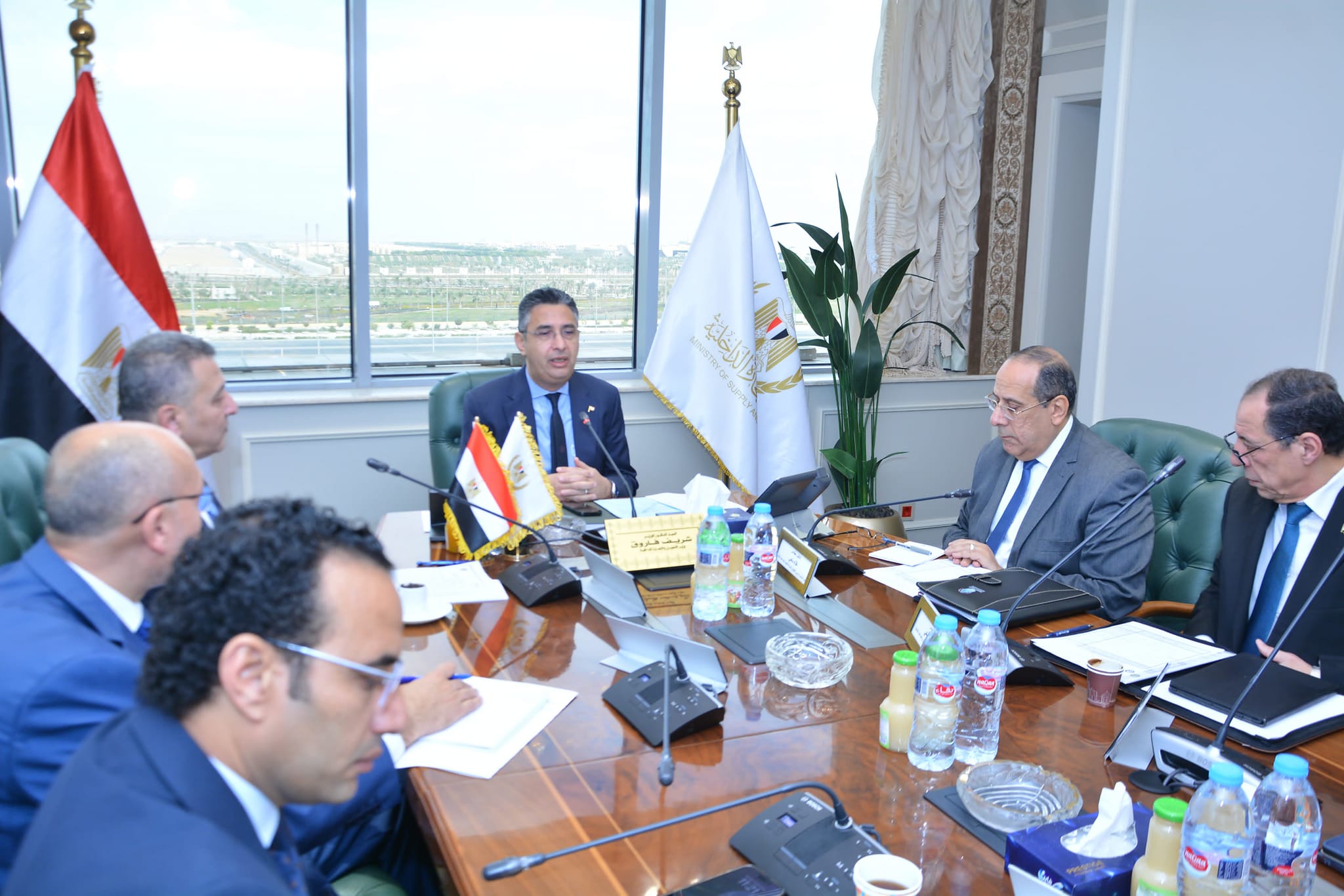 وزير التموين: العمل على زيادة رصيد الاحتياطي الاستراتيجي من السكر