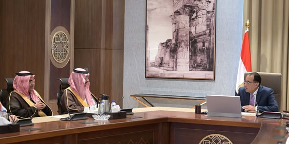 رئيس الوزراء: مصر لديها العديد من الفرص الاستثمارية الواعدة بقطاع الصناعة