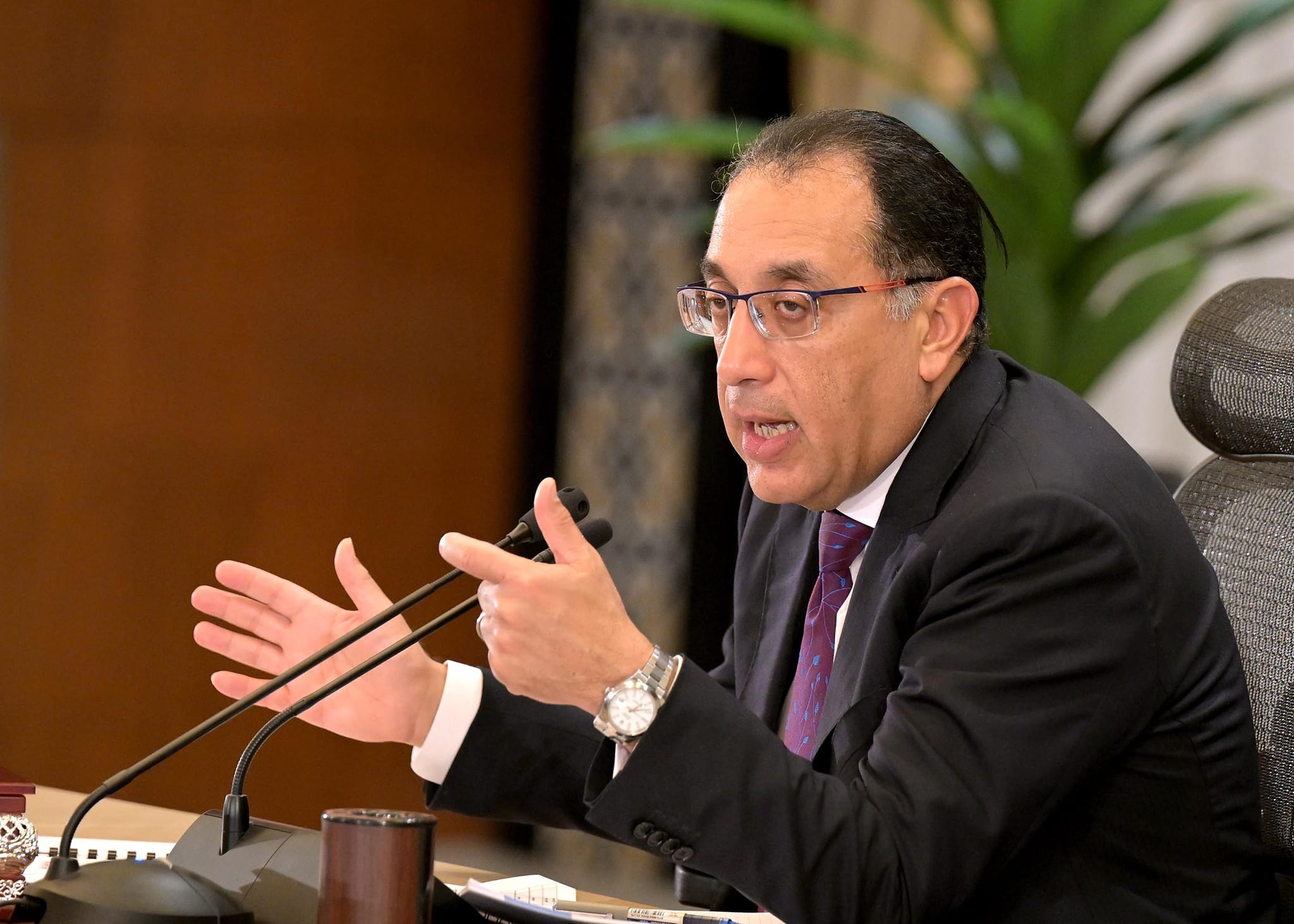 مصطفى مدبولي رئيس الوزراء ؛ رئيس مجلس الوزراء