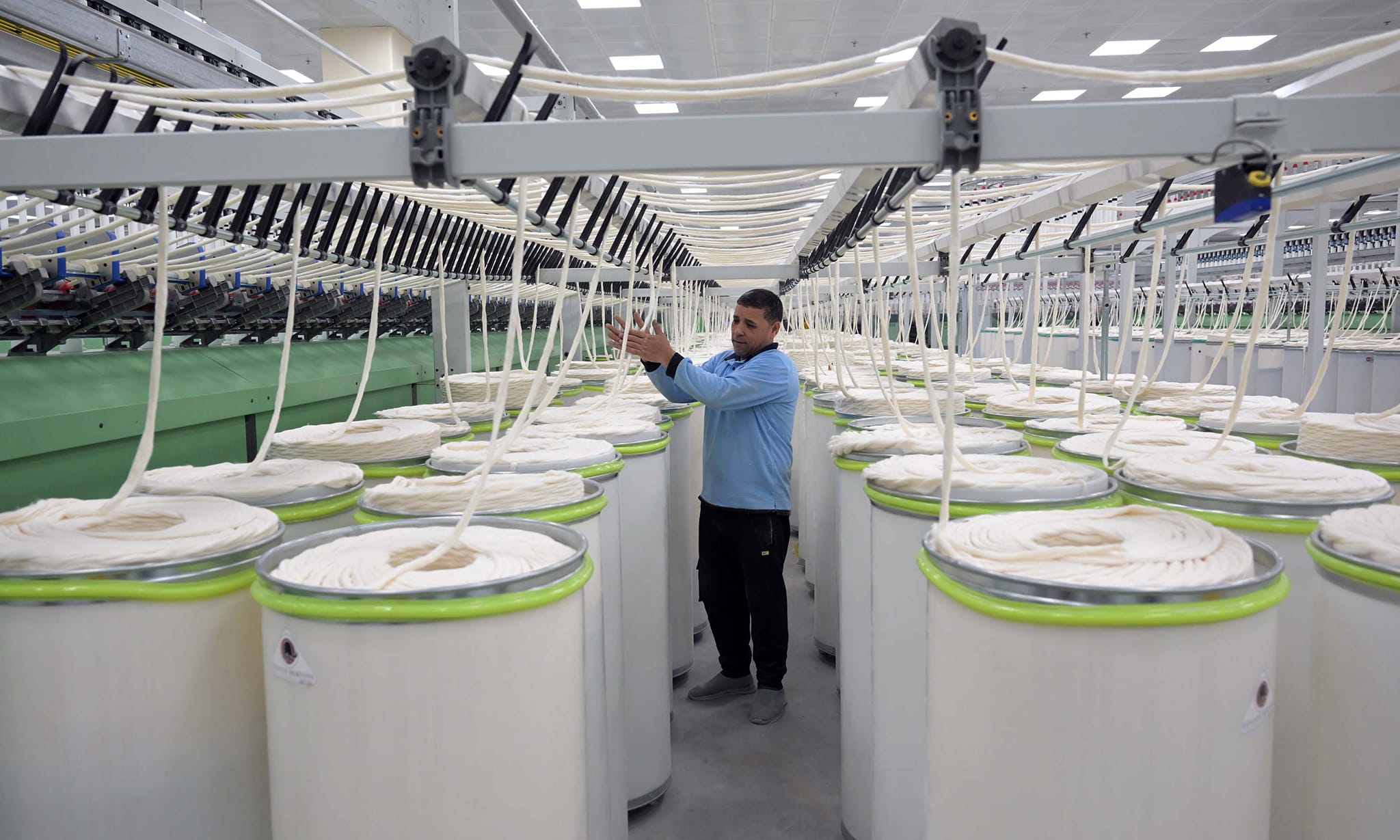 القابضة للغزل والنسيج ؛ صناعة الغزل والنسيج ؛ الصناعة ؛ المصانع