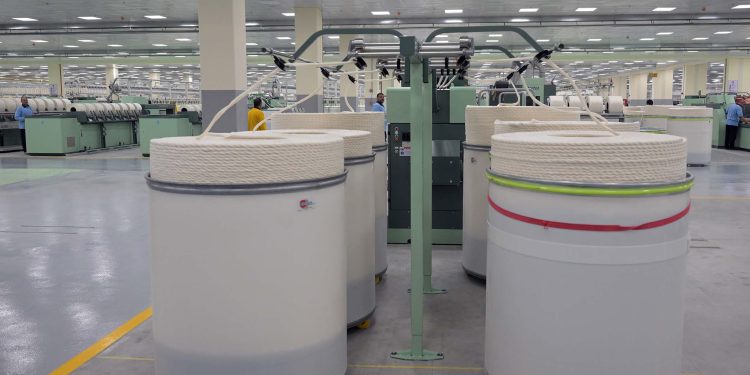 القابضة للغزل والنسيج ؛ صناعة الغزل والنسيج ؛ الصناعة ؛ المصانع