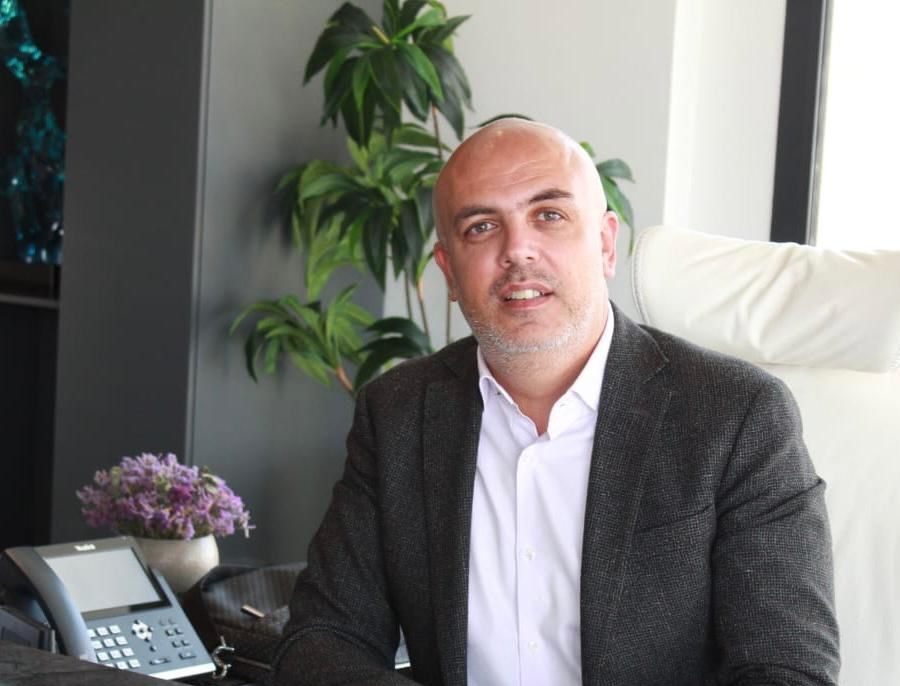 أحمد لبيب العضو المنتدب لشركة ريفى