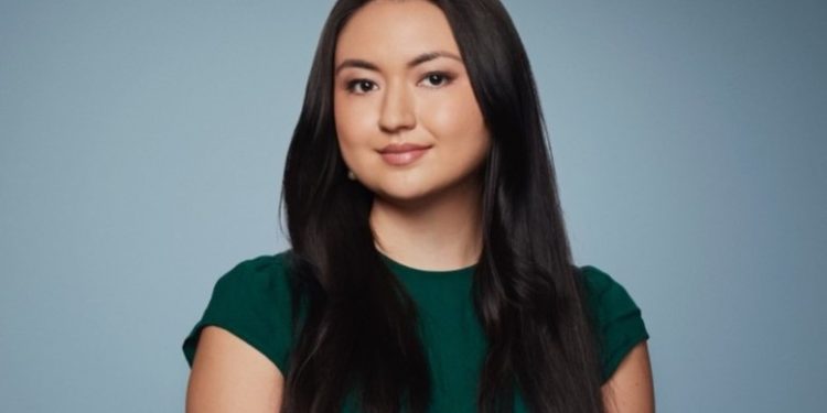 كاثرين ثوربيك، كاتبة مقالات رأي لدى "بلومبرج"