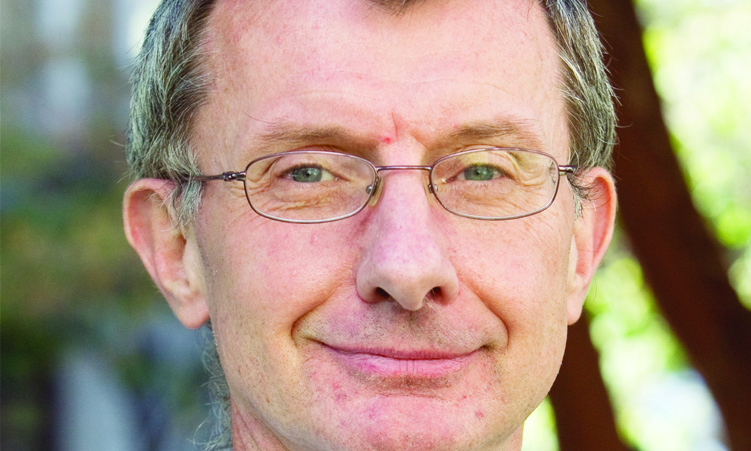 كيفن واتكينز، أستاذ زائر في معهد فيروز لالجي لأفريقيا في كلية لندن للاقتصاد