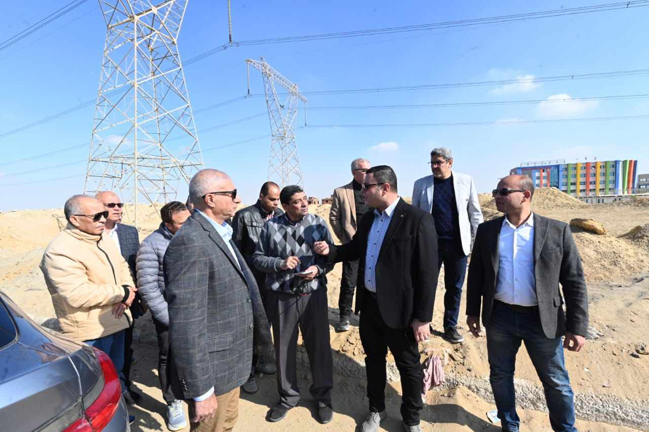 وزير الإسكان