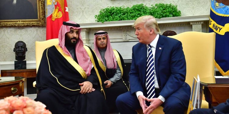 ولي عهد السعودية الأمير محمد بن سلمان ، والرئيس الأمريكي دونالد ترامب